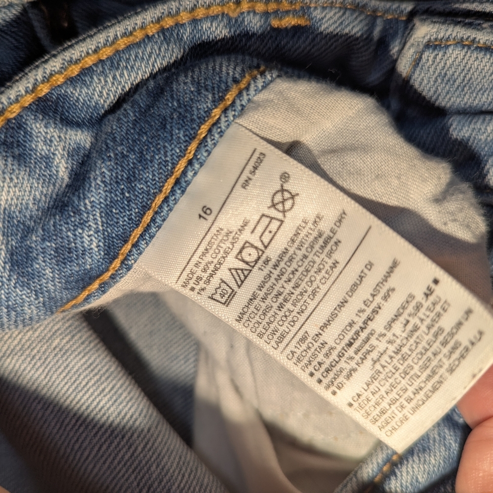 16 Old Navy Medium Wash Raw Hem High Rise Curvy O.G. Straight Jeans - Picture 4 of 4